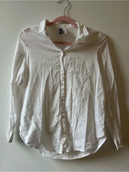 Classic White Button-Up - Picture 1 of 3